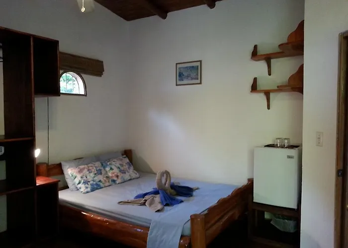 Pensión Casa Amarilla *